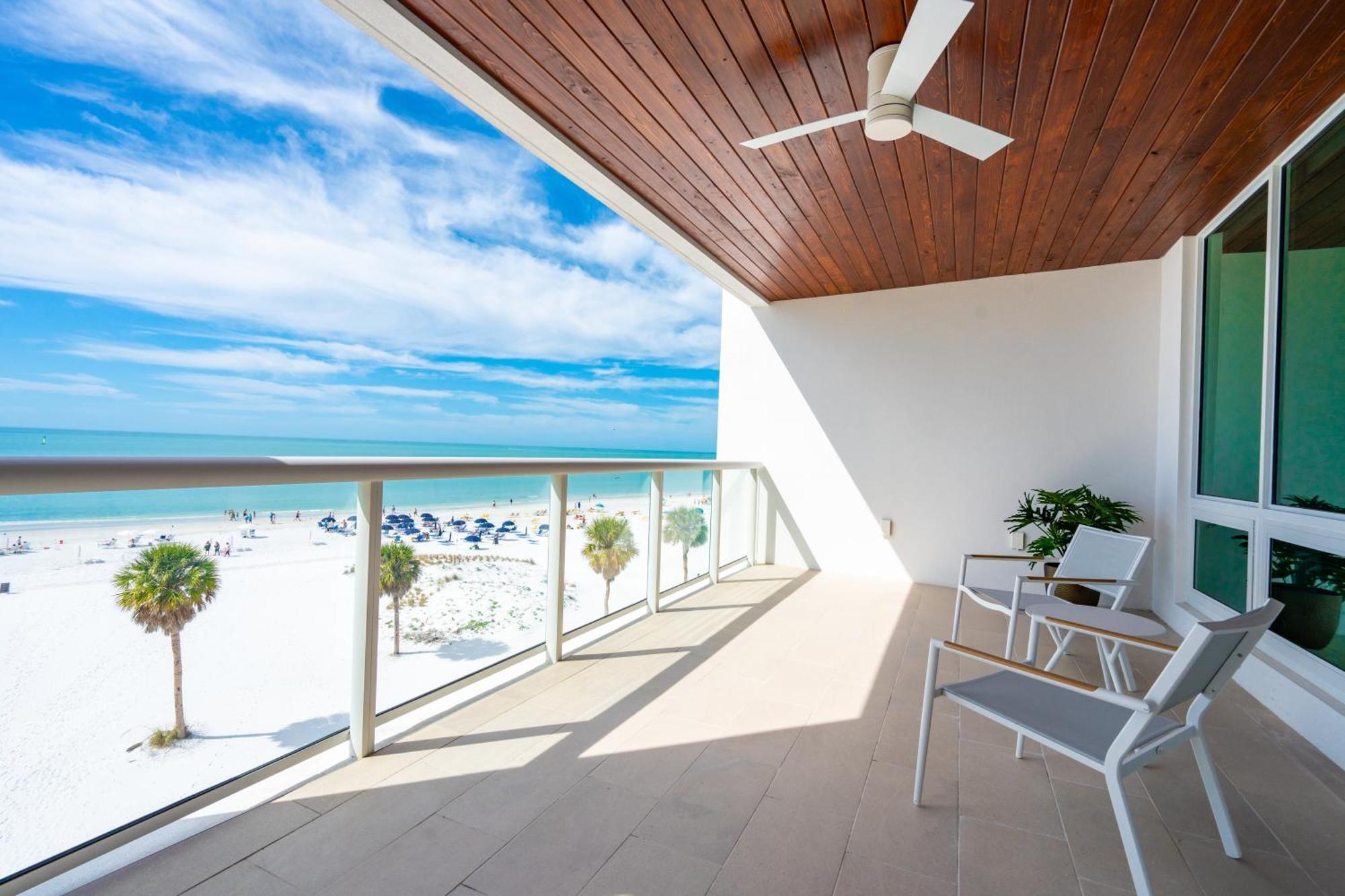 Ten35 Seaside Rentals Cayo Siesta Exterior foto