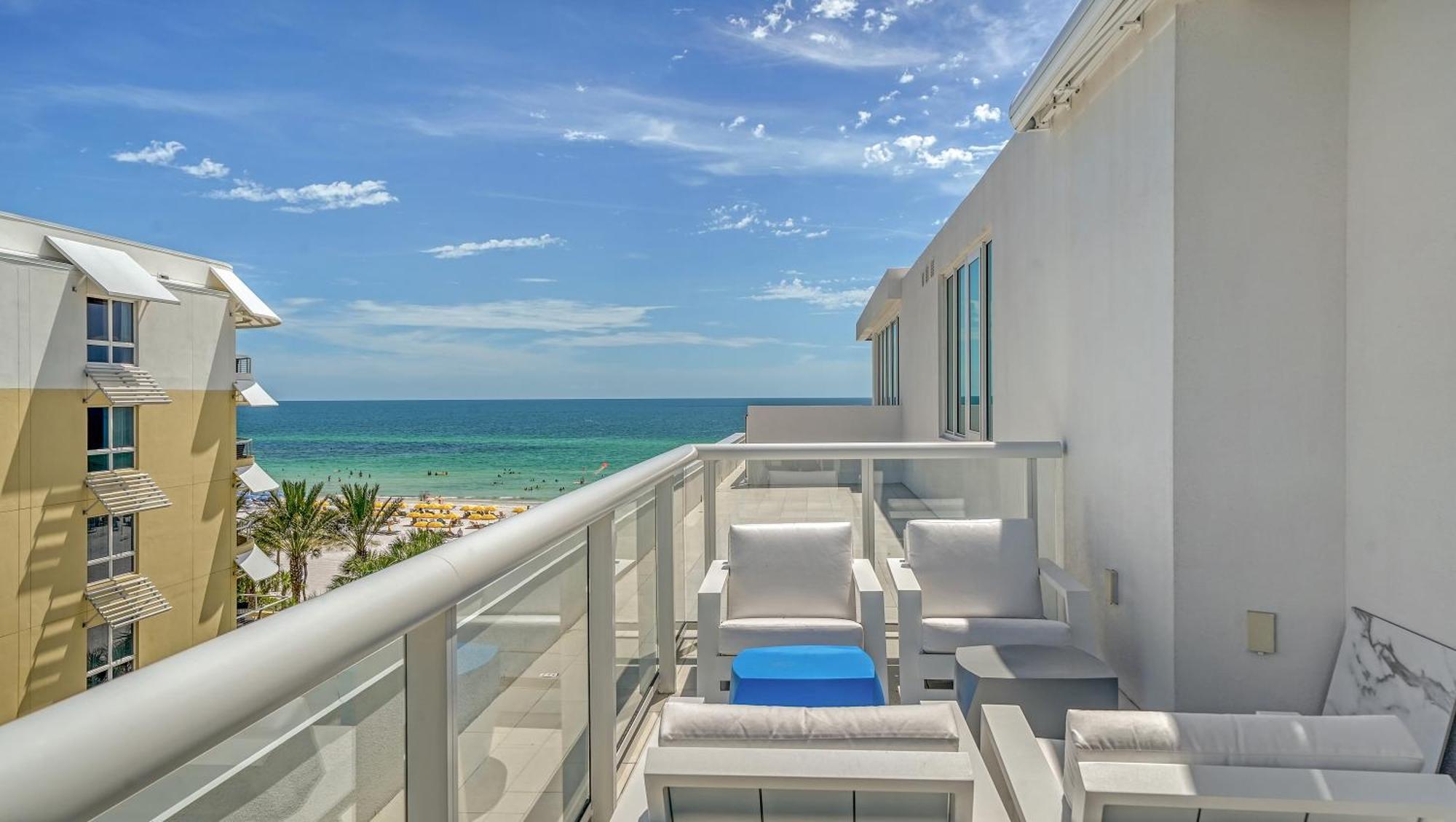 Ten35 Seaside Rentals Cayo Siesta Exterior foto
